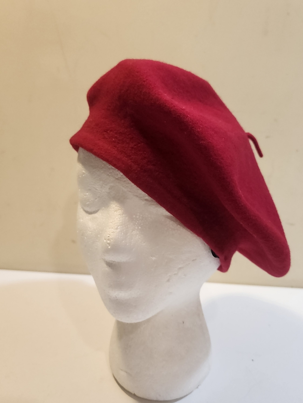PARKHURST Classic Wool Beret in Deep Berry
